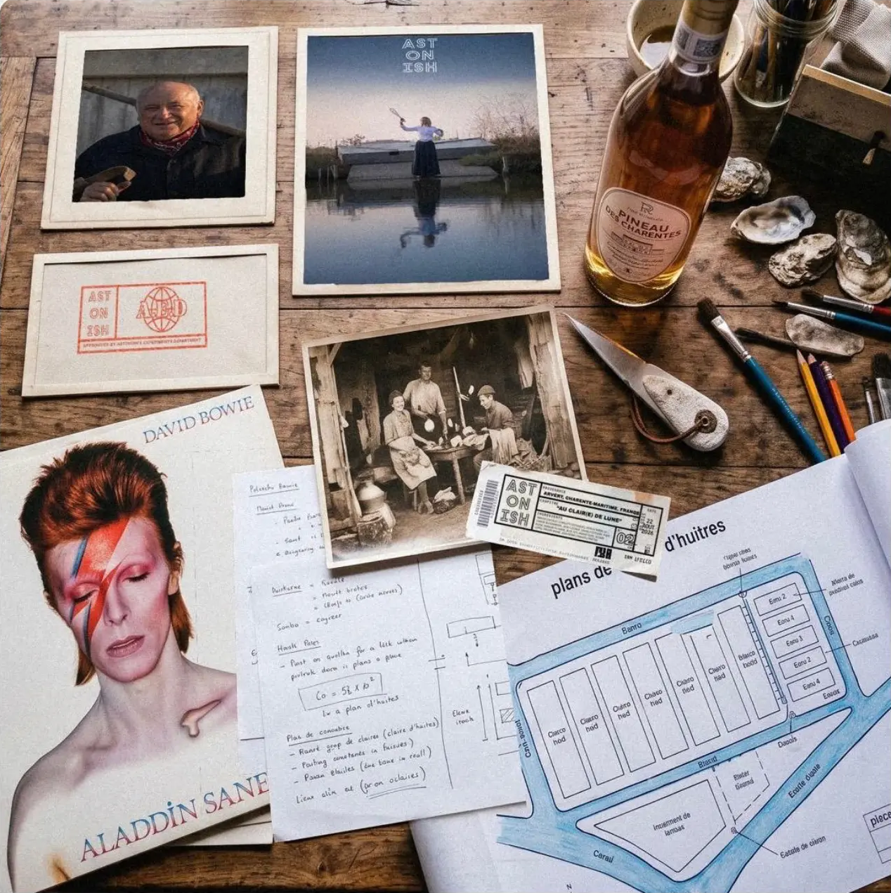 Table de travail Astonish : polaroïds, pineau des Charentes, huîtres, croquis de claires